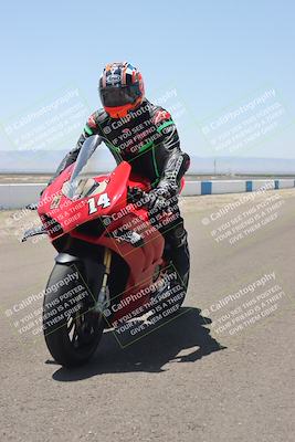 media/Jun-08-2025-TrackDaz (Sun) [[dc1ba13c79]]/Around the Pits/